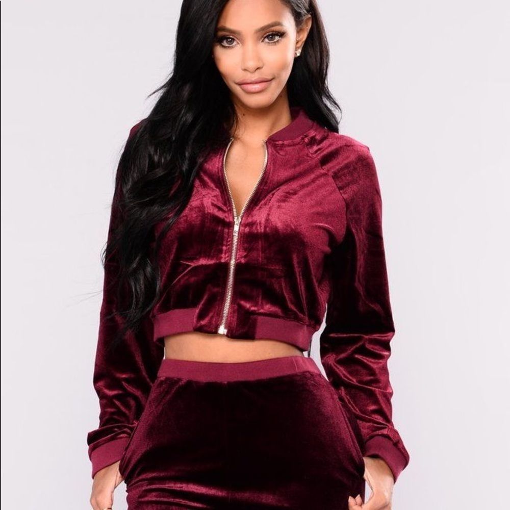 Fashion Nova Velour Crop Bomber Jacket Size 1X